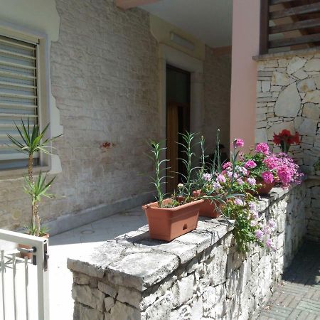 La Pietra Smeraldina Villa Bari Ngoại thất bức ảnh